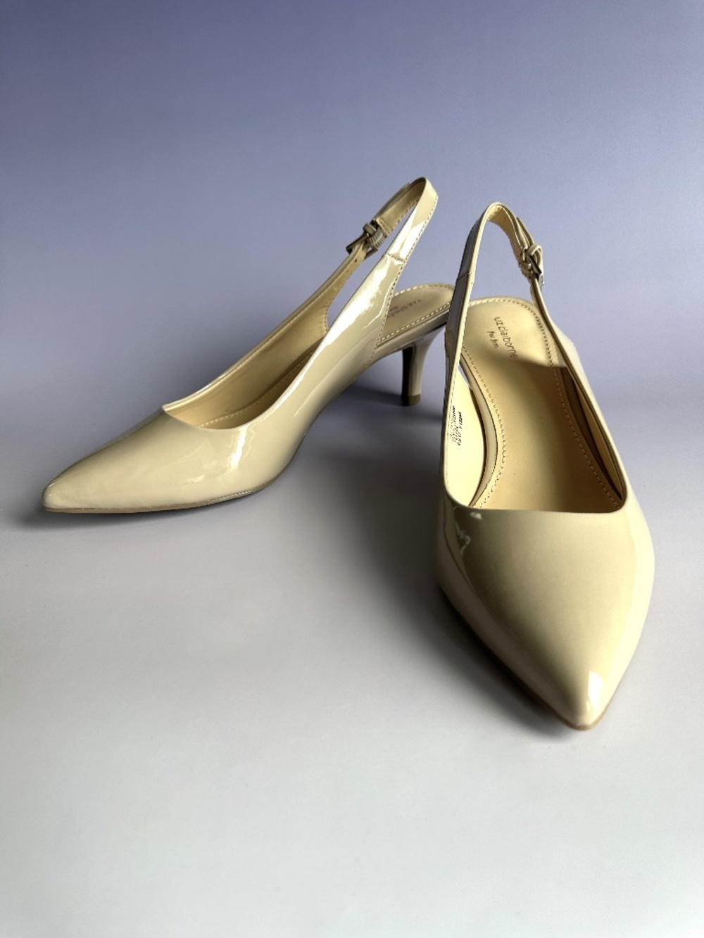 Liz Claiborne Flex Form Belle Nude Pumps Heels Slingback Shoes Size 8.5M